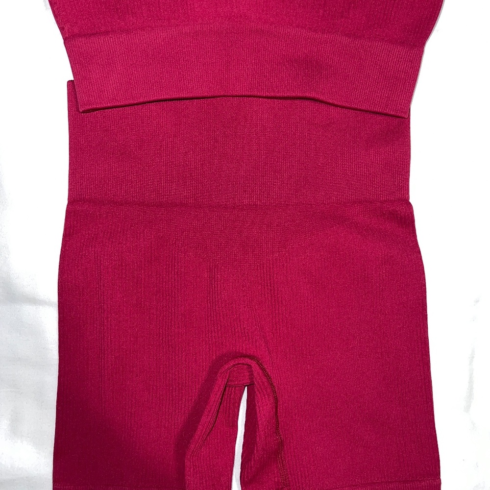 Seamless Ribbed 2 Piece Set - Picture 3 of 6